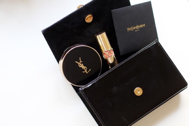 Phấn Nước cushion Yves Le Cushion Encre De Peau Fushion Ink Foundation SPF 23/ PA++ (14g) | BigBuy360 - bigbuy360.vn