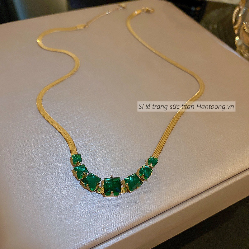 Vòng cổ titan nữ không gỉ thiết kế đính đá pha lê cao cấp lấp lánh thời trang sang trọng