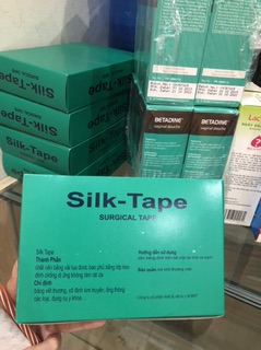 Hộp băng dính lụa silk tape (12 cuộn 1.25* 4)