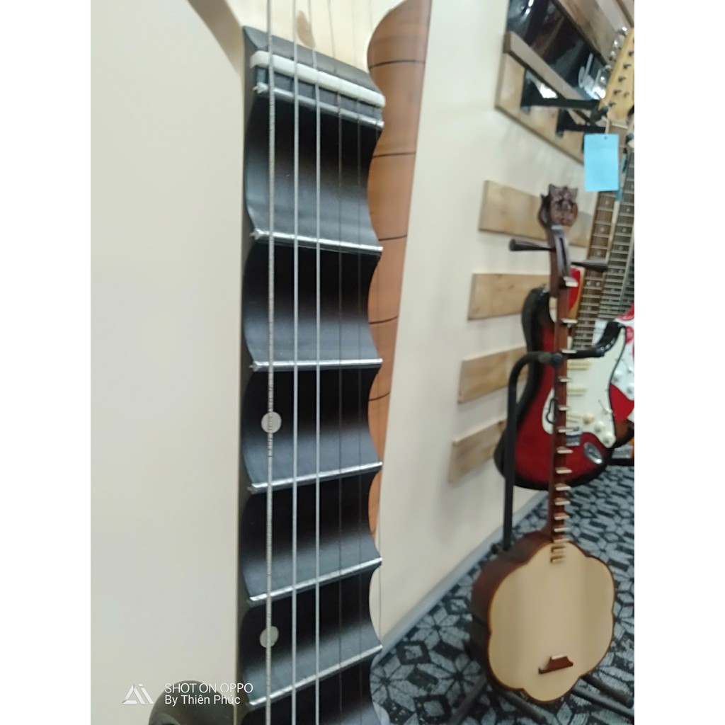 Guitar điện Cổ Fender