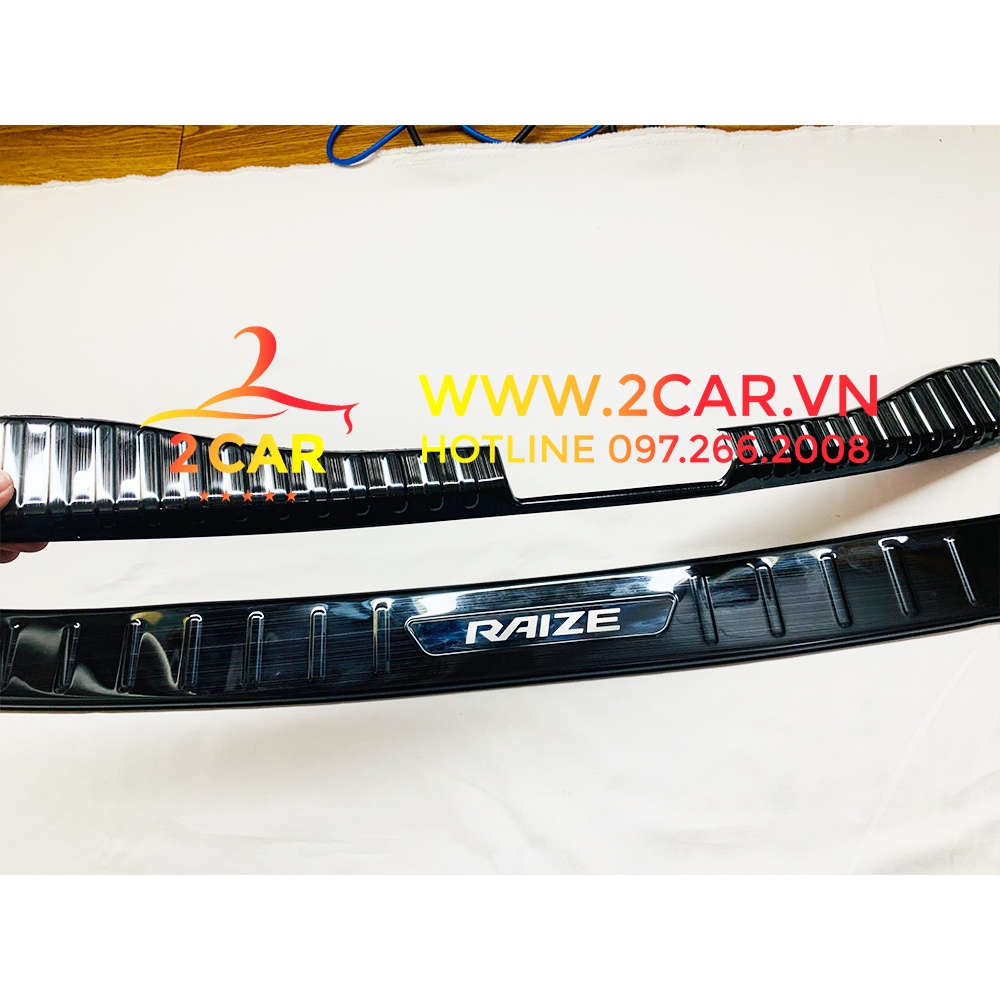 Chống trầy cốp trong, ngoài xe Toyota Raize 2021- 2022 chất liệu titan cao cấp