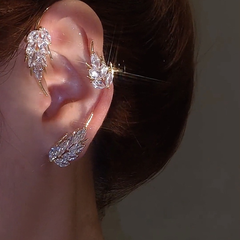 Khuyên Kẹp Vành Tai Hình Lá Đính Đá Zircon Lấp Lánh Phong Cách Hàn Quốc Thanh Lịch Cho Nữ