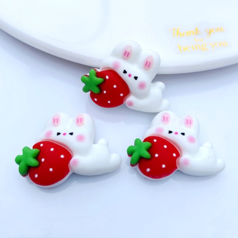 Set 20 Phụ Kiện Trang Trí Điện Thoại Hình Thỏ Và Dâu Tây Dễ Thương