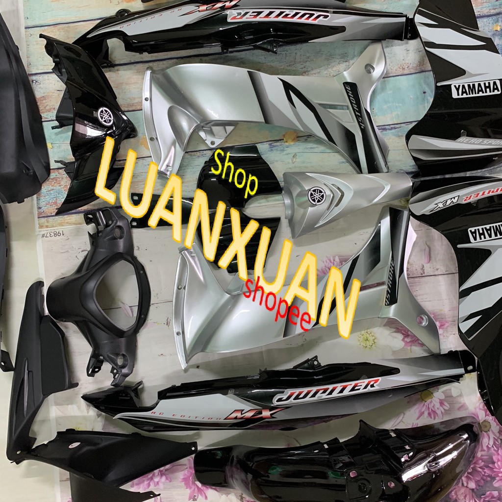 Bộ dàn áo xe JUPITER MX màu đen bạc ,vỏ nhựa jupiter gravita TẶNG KÈM TEM ,nhựa nguyên sinh loại 1