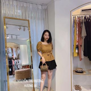 Áo cổ vuông tay bồng thắt đai
