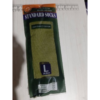 Tất màu xanh nõn chuối