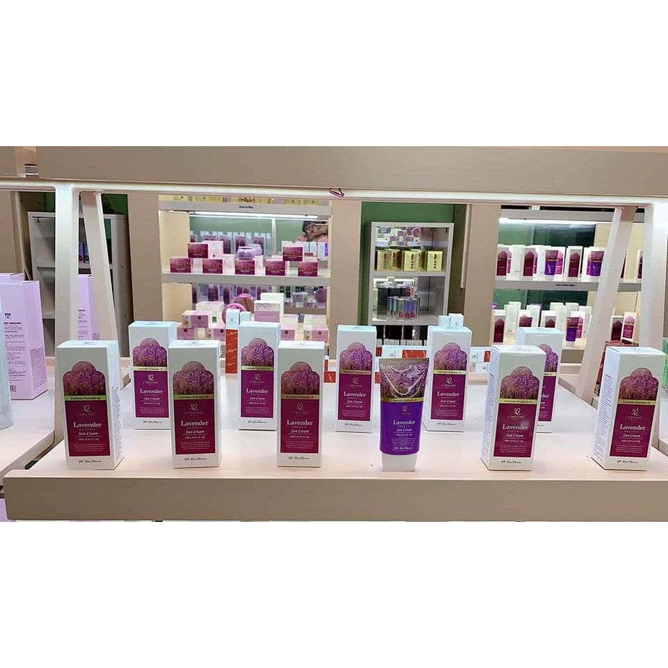 Kem chống nắng Lavender Organic chỉ số 50spf, 50g kiềm dầu, lên tone da, chống trôi dành cho da dầu, da nhạy cảm | BigBuy360 - bigbuy360.vn