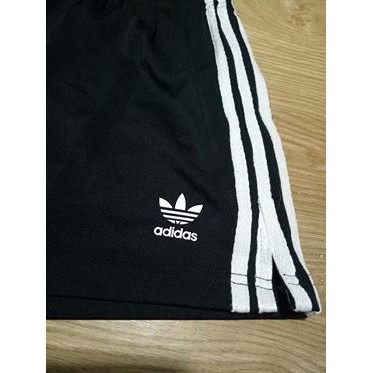 Quần short adidas