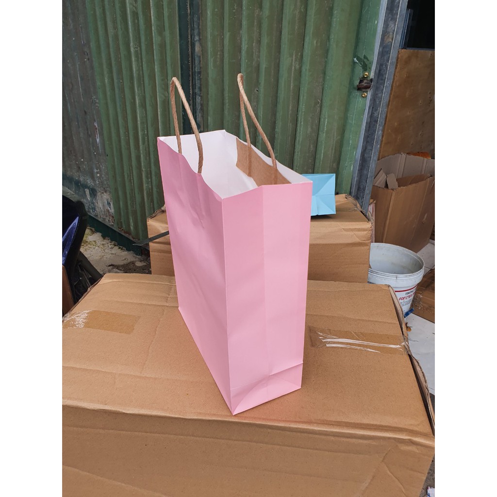 Túi giấy kraft có quai 29x24x10cm