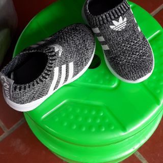 6doi giay thể thao tre em co du các size