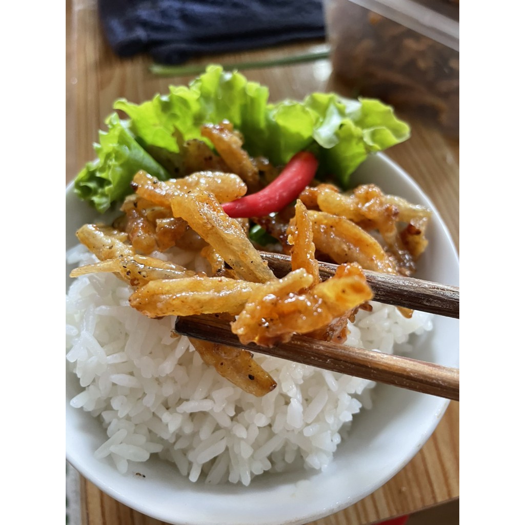 Cá cơm rim mặn ngọt / cá cơm lăn bột chiên giòn