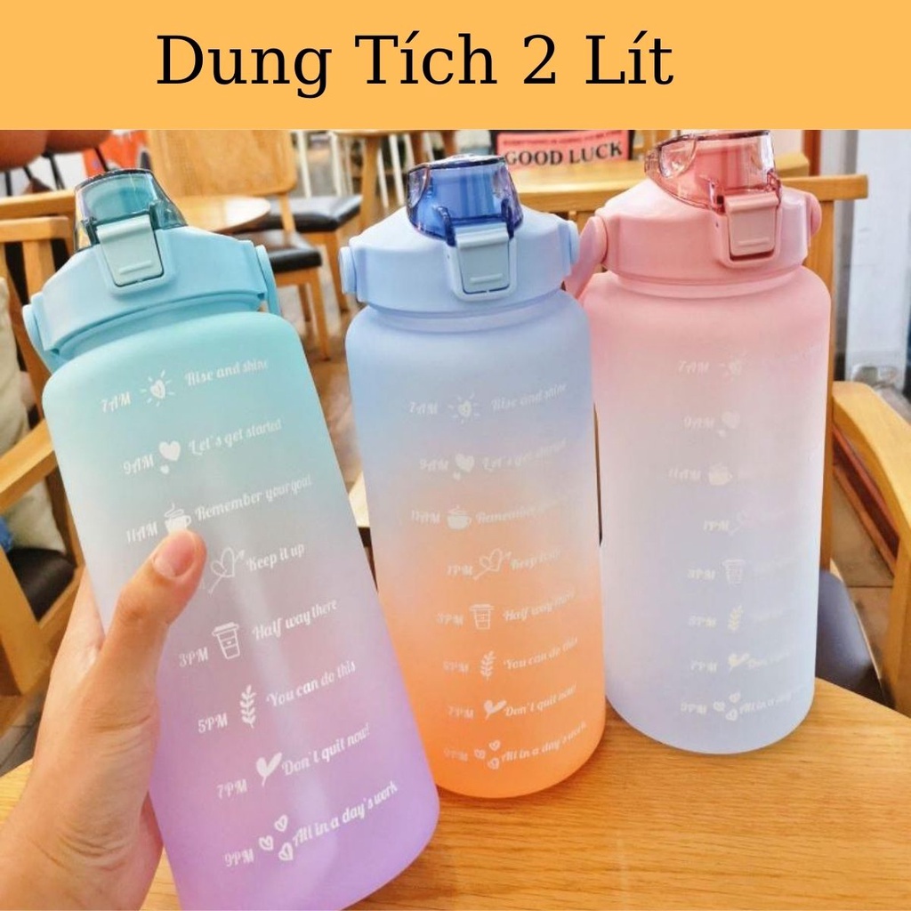 Bình Nước Chia Vạch Giờ Nhắc Uống Nước Dung Tích 2 Lít Có Ống Hút Nắm Chống Tràn