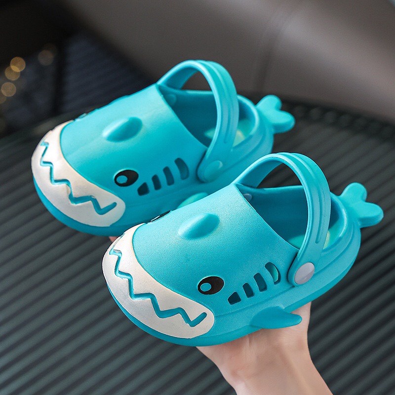 Dép Sục - Dép Crocs Hình Cá Mập Dễ Thương Có Lỗ Thoáng Khí Cho Bé Yêu loại đẹp