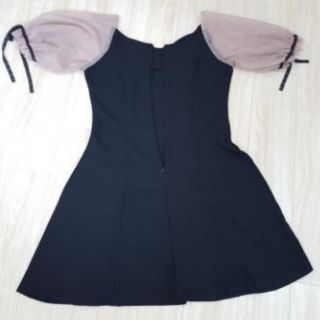 ĐẦM TAY BỒNG TIỂU THƯ [HÌNH THẬT]