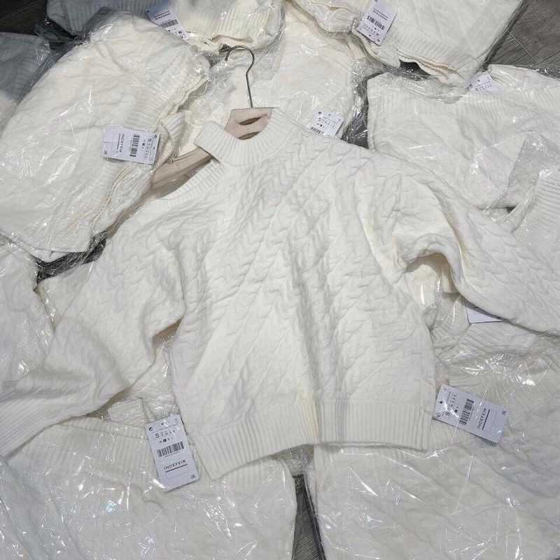 ÁO LEN KHOÉT VAI THỪNG