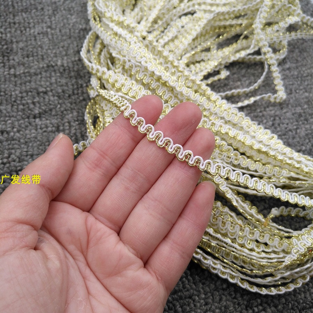 Dây ren viền kim tuyến 0.5cm