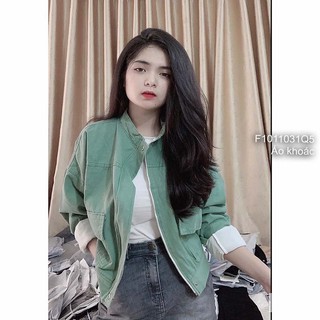 Áo khoác kaki cổ trụ phối túi hai bên tay dài!