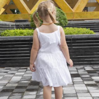 Váy thô trắng bé gái