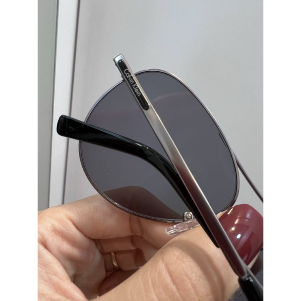 Kính Calvin Klein