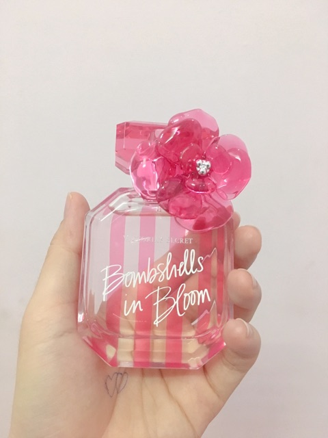 Nước hoa Bombshell in Bloom Auth (mua sale cực rẻ)