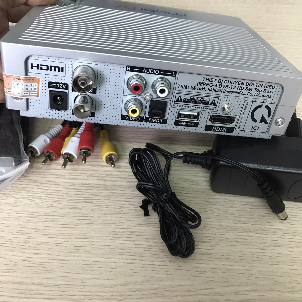 Đầu thu mặt đất Mobitv HHT-8888 thu sóng dvb T2 xem miễn phí VTV, VTC, truyền hình địa phương các tỉnh