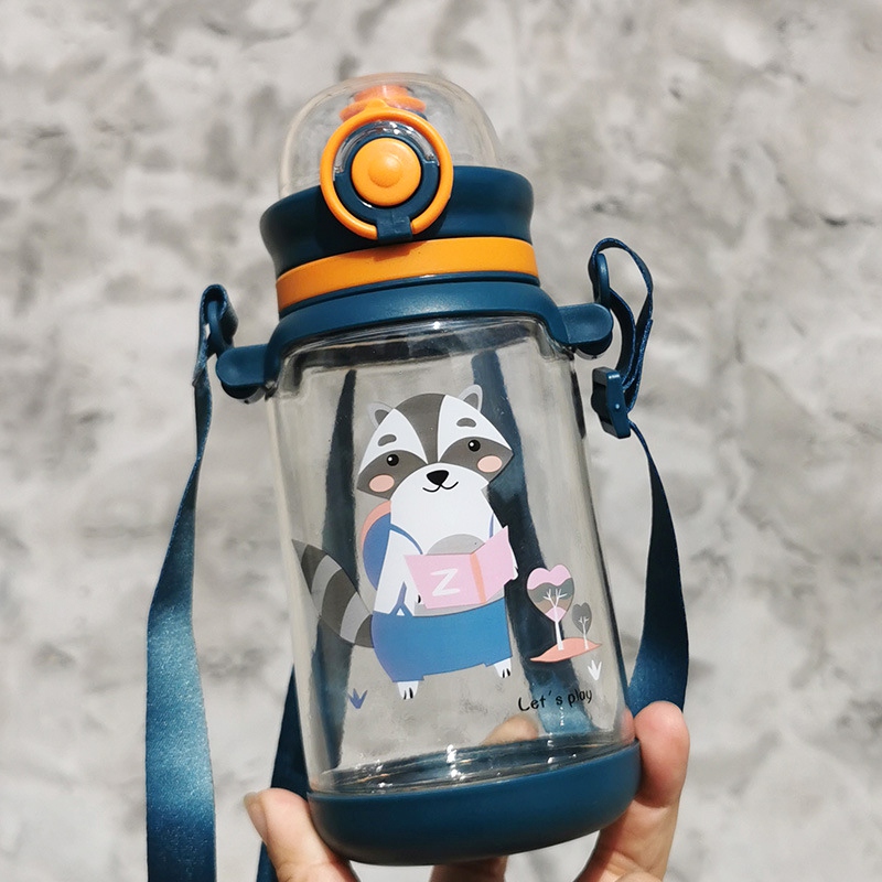 Bình Nước Cỡ Lớn Họa Tiết Hoạt Hình Dễ Thương Có Tay Cầm Tiện Lợi Se7En