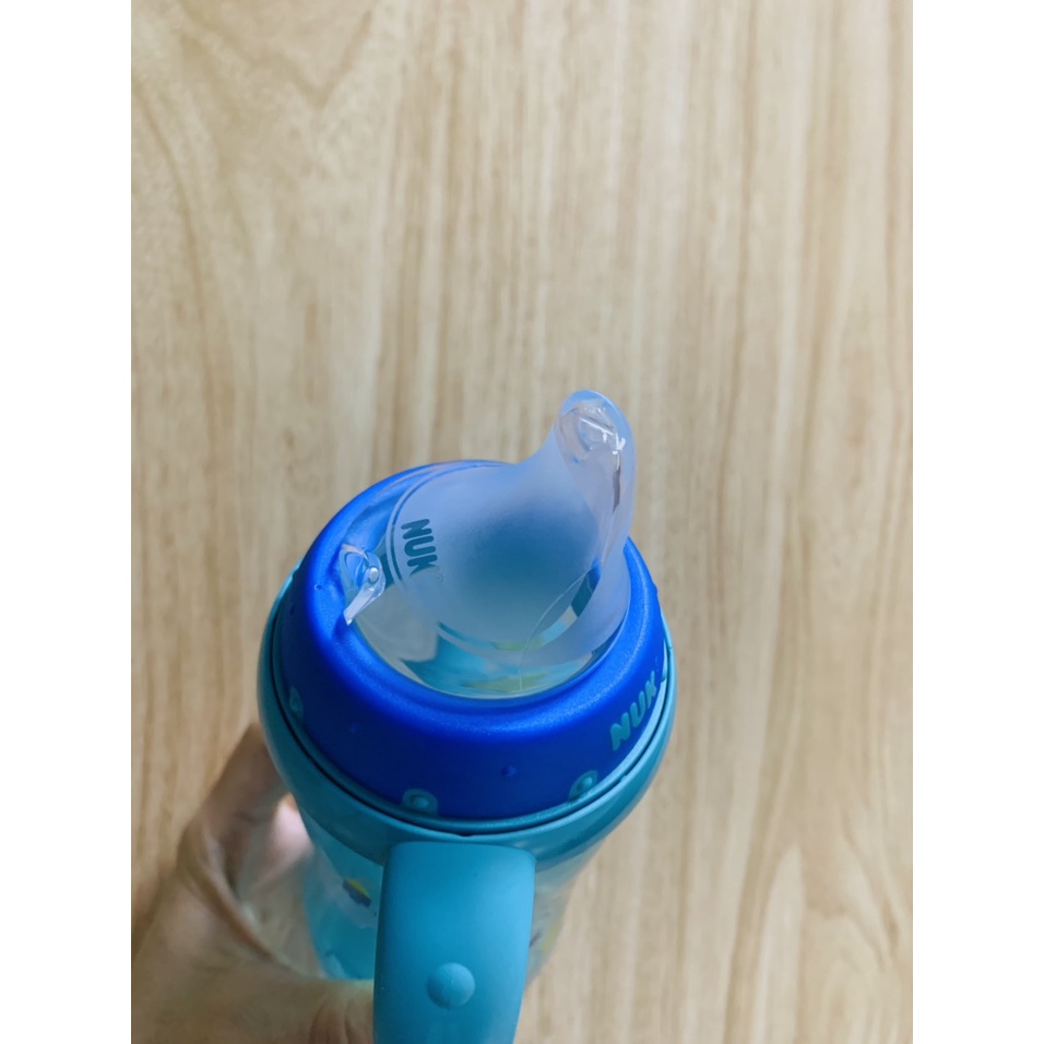 Bình tập uống Nuk 300ml có tay cầm