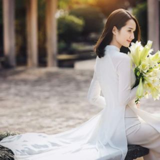 Áo dài trắng 4 tà học sinh