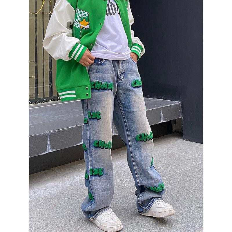 Quần jean unisex ống rộng họa tiết chữ thêu xù phong cách đường phố
