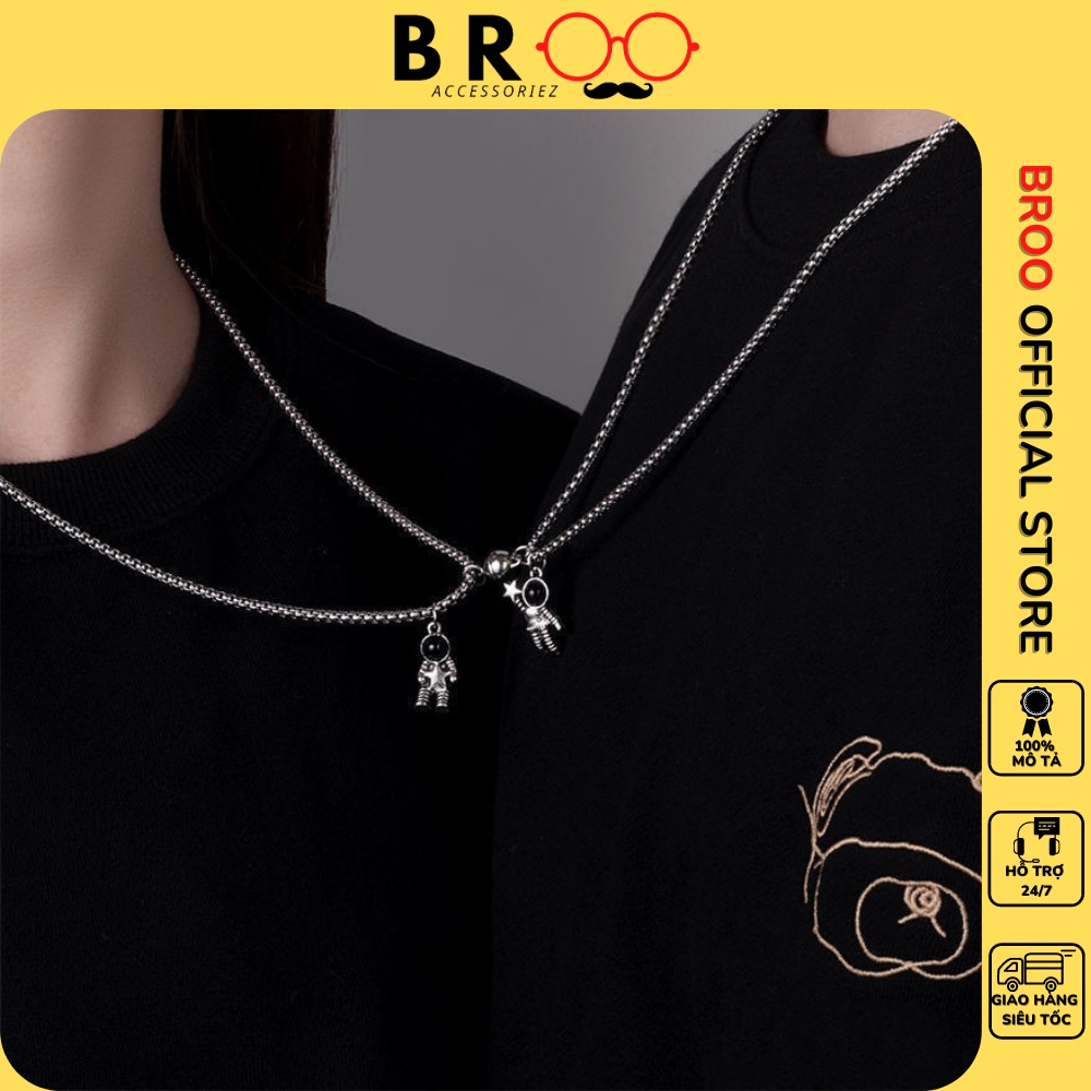 Dây chuyền nam nữ BROO màu bạc họa tiết phi hành gia, vòng cổ đôi nam châm độc đáo
