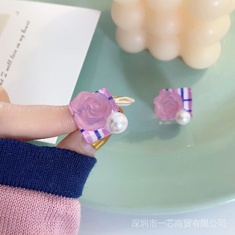Khuyên Tai Dáng Dài Đính Hoa Nhựa Resin Màu Xanh Dương Phong Cách Hàn Quốc Thời Trang Mùa Xuân