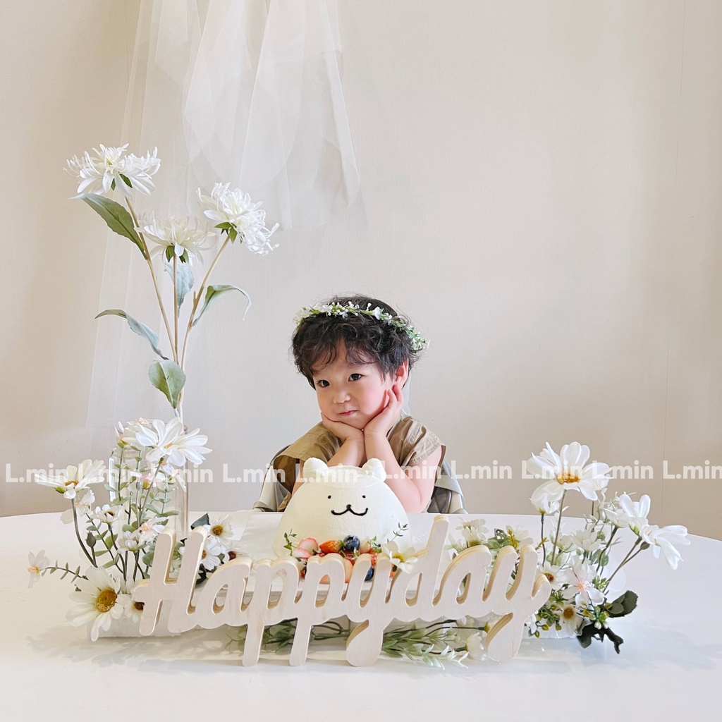 Chữ gỗ happyday trắng