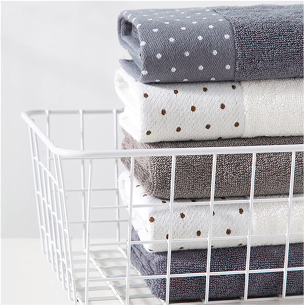 Khăn Lau Tay Vải Cotton Mềm Thấm Hút Hình Vuông Họa Tiết Chấm Bi Màu Trơn