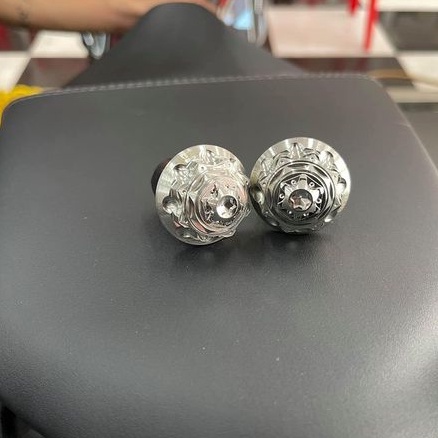 Cặp gù inox Salaya, Gù bông Salaya, Gù 5 cạnh bông Salaya sáng đẹp