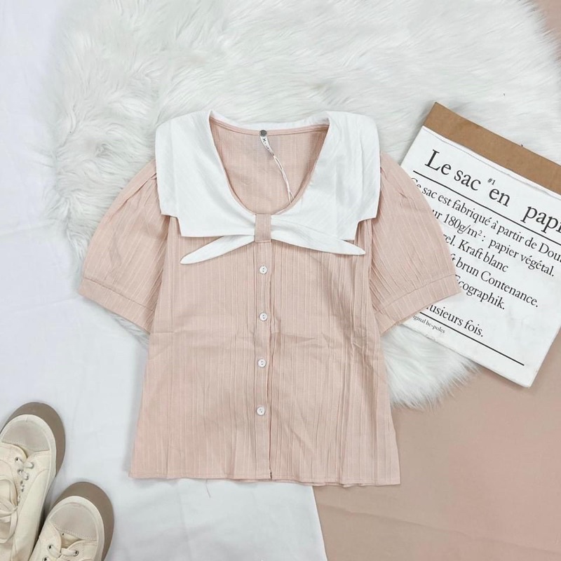 Áo sơ mi phối cổ vải xốp gân siêu dễ thương