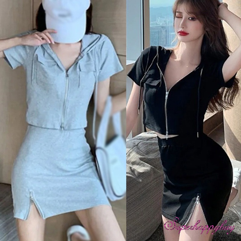 Set Đồ Thể Thao Gồm Áo Thun Tay Ngắn Màu Trơn + Chân Váy Xẻ Tà Thời Trang Mùa Hè Dành Cho Nữ