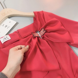 bán sỉ váy đỏ nơ lệch