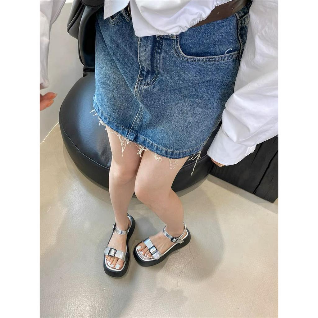 Sandal nữ khoá cài full box TÁO Dép xăng đan