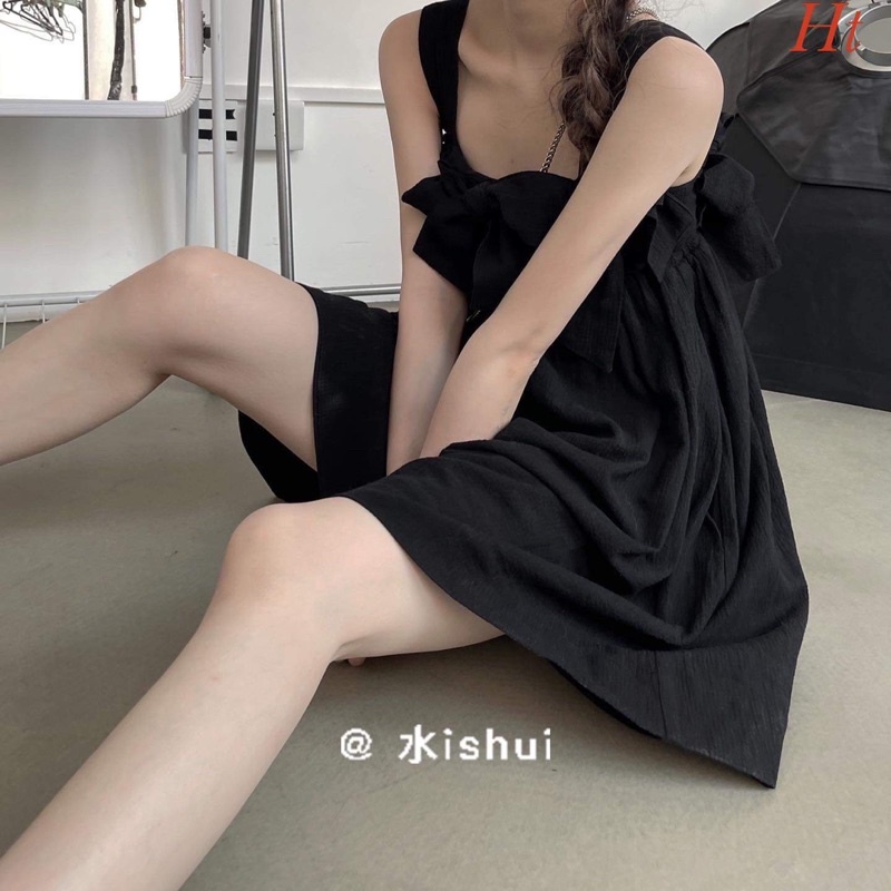 Váy xoè 2 dây 3 nơ xinh H2V768