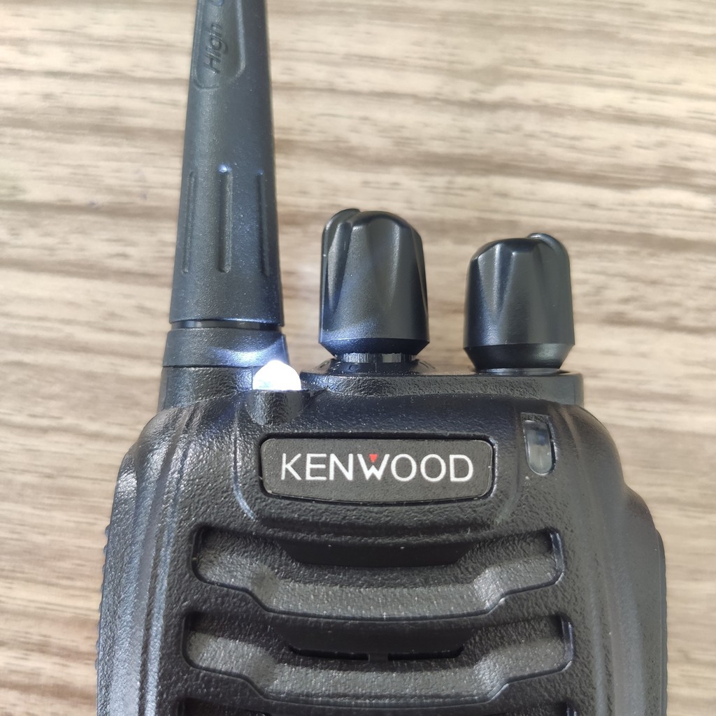 [Mua 1 tặng 1] Mua bộ đàm TK-308 tặng tai nghe xoắn chuyên dụng cho bộ đàm