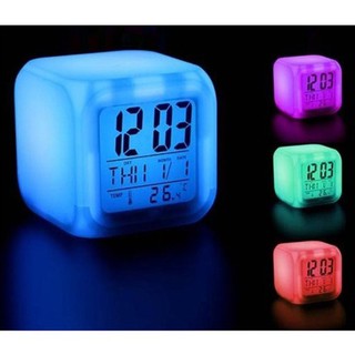 Đồng hồ led đổi màu