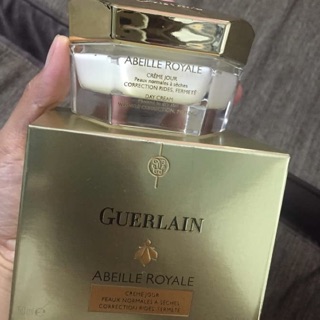 Kem dưỡng ẩm trẻ hoá nâng cơ Guerlain