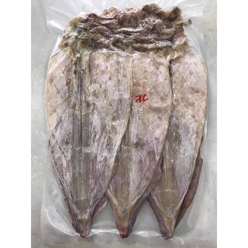 Khô Mực Vũng Tàu size đại 7,8,9 con /kg. Giá 550,000/1/2kg