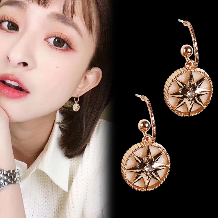 Bông Tai Hình La Bàn May Mắn Phong Cách Hàn Quốc Thời Trang Mới 2021