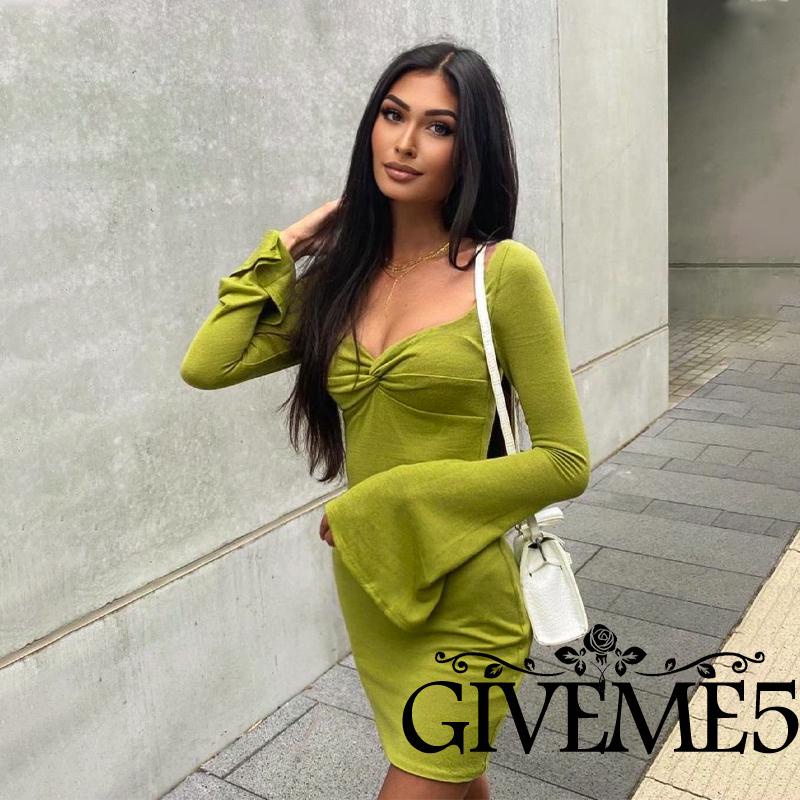 Đầm cổ vuông tay loe màu trơn quyến rũ cho nữ