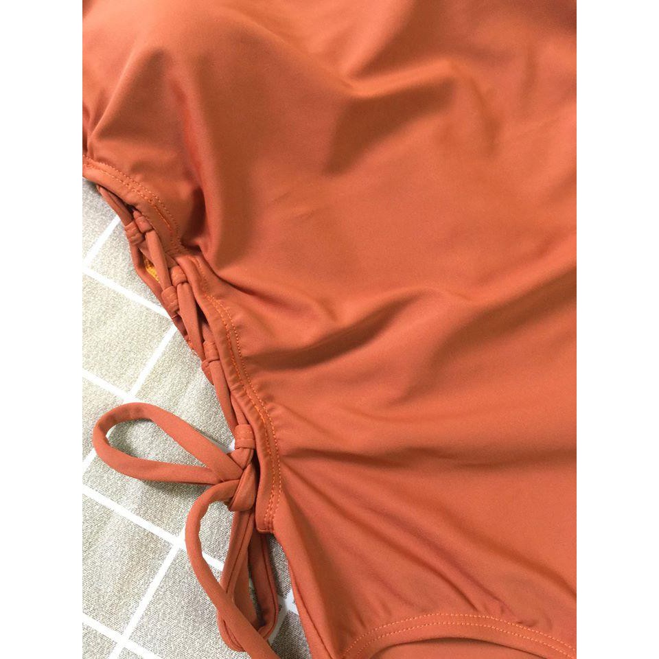 Bikini liền dây đan hông đa dạng màu mặc đi biển chụp ảnh đẹp | BigBuy360 - bigbuy360.vn