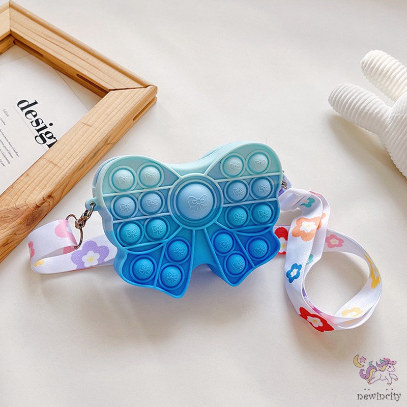 Túi đeo chéo kiểu dáng hoạt hình xinh xắn nhiều kiểu tùy chọn dành cho bé gái