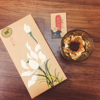 Bạch Liên Ngự Trà xứ Huế