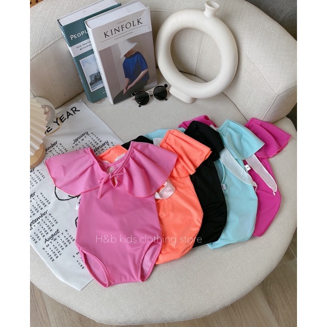 bikini cánh dơi bé gái