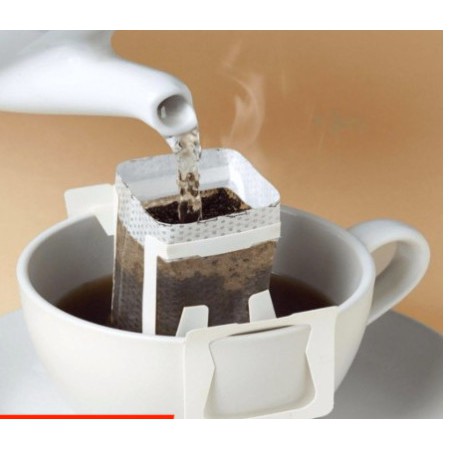 Mua 1 gói cà phê rang xay arabica Cầu Đất Hemera (250gr) được tặng 2 phin cà phê giấy như hình